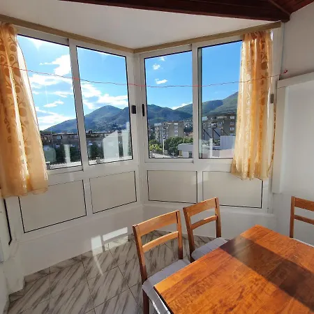 Apartman & Vesna Apartment *